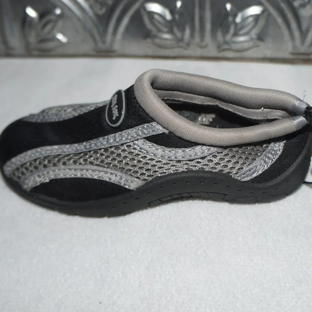 Kids Toddlers Sea Sox Size 10 Water Shoes Black Gray Mesh